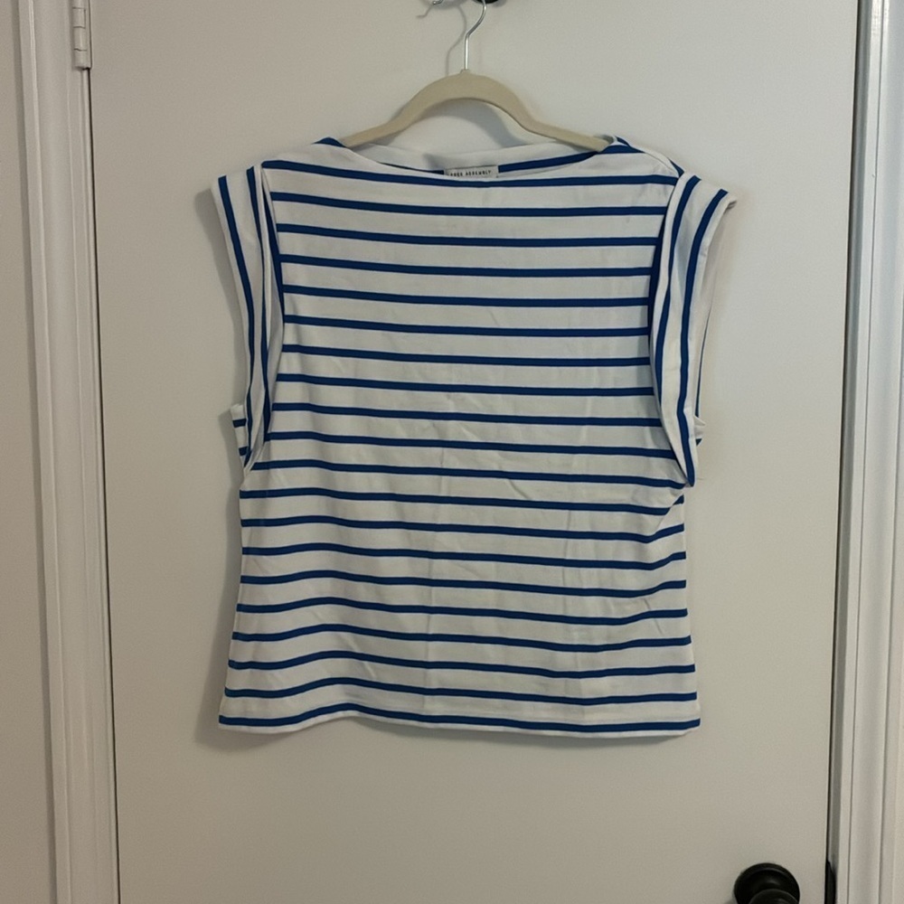 Striped Blue and White Cap-Sleeve Tee - Brand: - Picture 3 of 6